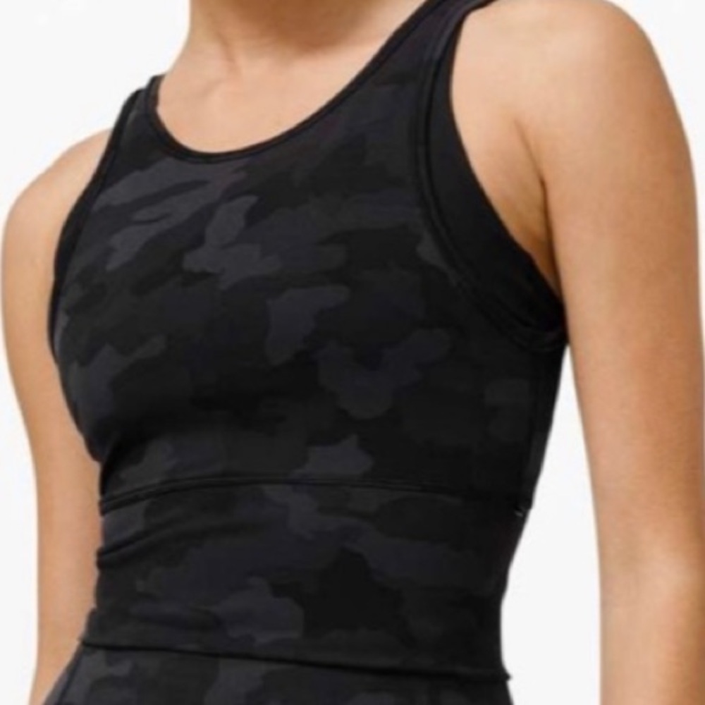 Lulu Lemon Power Pivot Tank Top Black Camo High Neck Deep V Size Medium